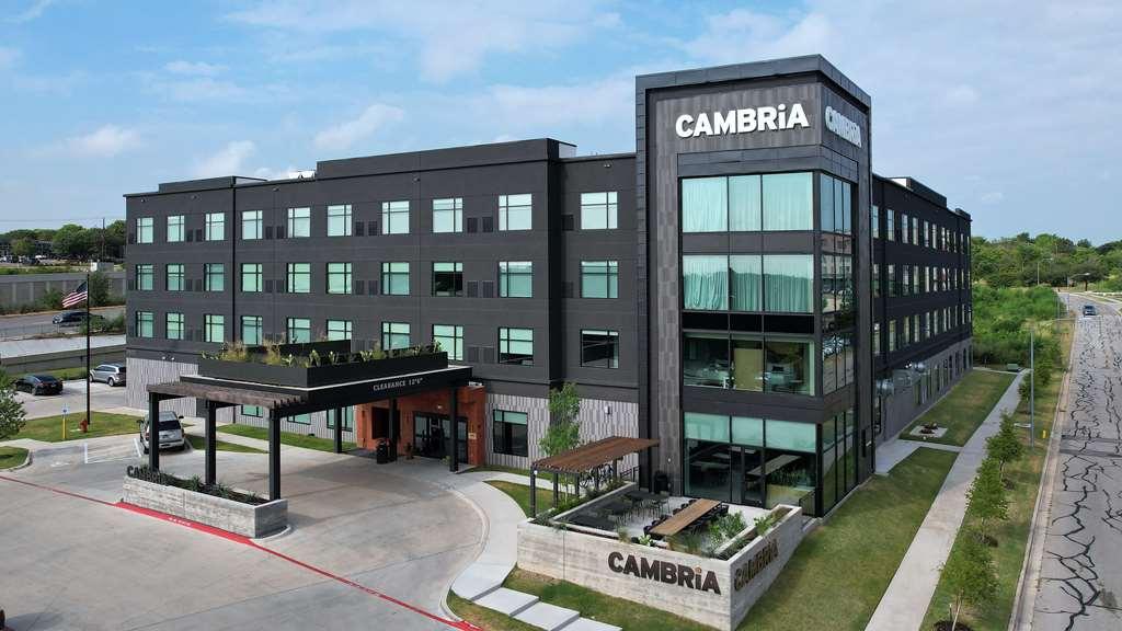 Cambria Hotel Austin Airport Esterno foto